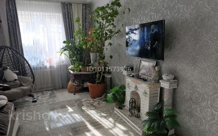 2-комнатная квартира · 52.5 м² · 1/2 этаж, Абая за 7.5 млн ₸ в Темиртау — фото 2
