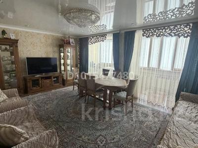 3-комнатная квартира · 89 м² · 4/5 этаж, Жамакаева 42 — Мини центр “Бахыт”, офис Алтын андас, рядом ЦУМ, садик, школа, парк, аллея за 400 000 ₸ в Семее, Красный Кордон