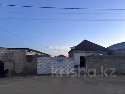 Отдельный дом · 3 комнаты · 100 м² · 10 сот., Тамшалы 7/3 — Асфальт за 10 млн 〒 в Батыре