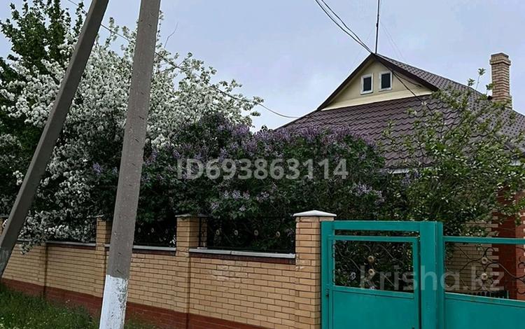 Жеке үй · 4 бөлме · 100 м² · 30 жүзд., Абая 54, бағасы: 75 млн ₸ в Караганде — фото 2