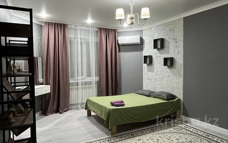 1-бөлмелі пәтер · 55 м² · 1/5 қабат, мкр. Алтын орда, Мустафы Шокая 48в, бағасы: 10 000 ₸ в Актобе — фото 3