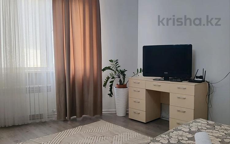 1-комнатная квартира · 35 м² · 7/16 этаж, Навои 37 — Жандосова за 13 000 ₸ в Алматы, Бостандыкский р-н — фото 15