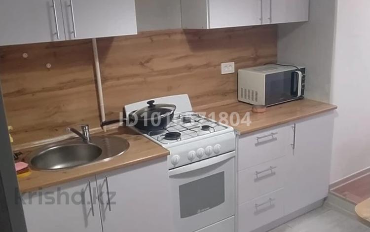 1-бөлмелі пәтер · 33 м² · 1/5 қабат, Ворошилова 54, бағасы: 130 000 ₸ в Костанае — фото 10