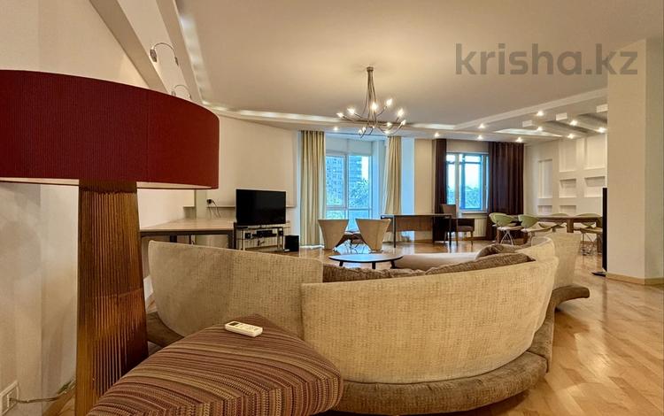 4-комнатная квартира · 204 м² · 5/9 этаж, Фурманова 63 за 1.2 млн ₸ в Алматы, Медеуский р-н — фото 2