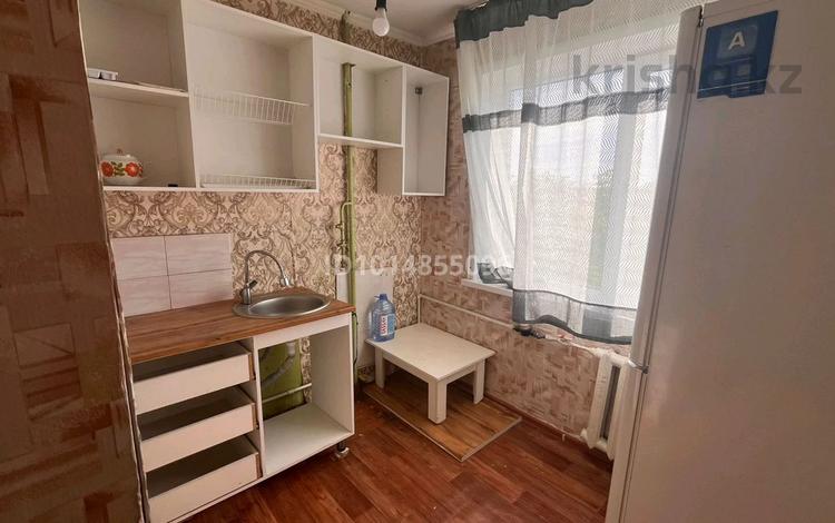 1-комнатная квартира · 36 м² · 3/5 этаж, Майкудук, Майкудук, 18й микрорайон — феллида за 8 млн ₸ в Караганде, Алихана Бокейханова р-н — фото 2