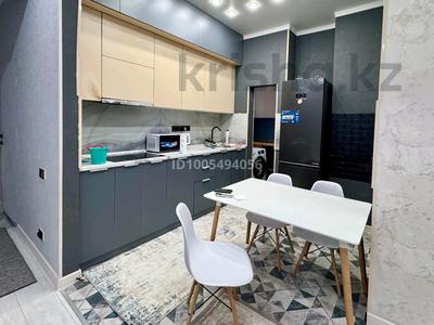 3-комнатная квартира · 82 м² · 14/14 этаж, 17-й мкр, ​17-й микрорайон 6 за 39.9 млн 〒 в Актау