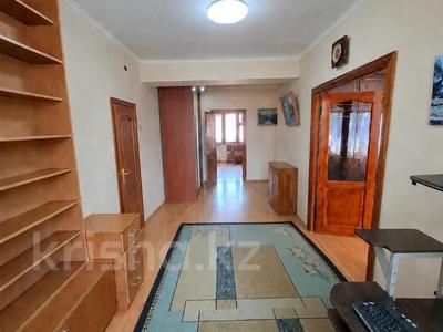 2-комнатная квартира · 90 м² · 5/5 этаж, Сейфуллина 6 за 33 млн ₸ в Астане, Сарыарка р-н