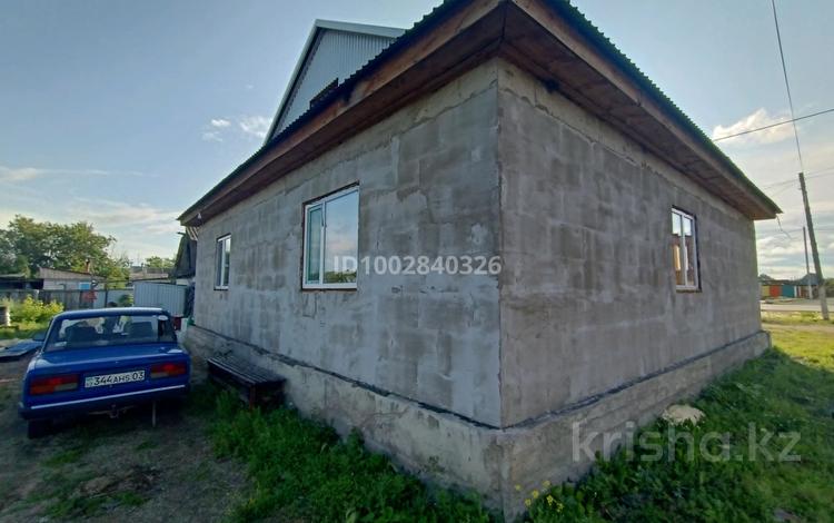 Отдельный дом · 3 комнаты · 150 м² · 11 сот., Балуана Шолака 64 — Тдрц Ботакан за 15 млн 〒 в Макинске — фото 2