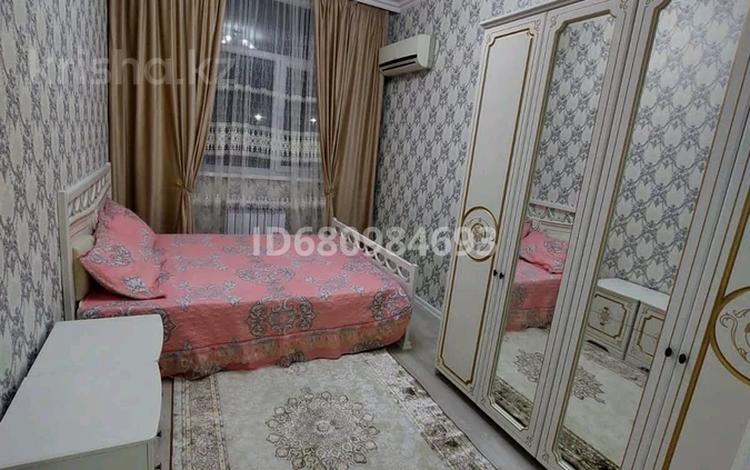 3-бөлмелі пәтер · 82 м² · 1/10 қабат, 31-й мкр 12 — Рядом Хазар Базар, бағасы: 220 000 ₸ в Актау — фото 2