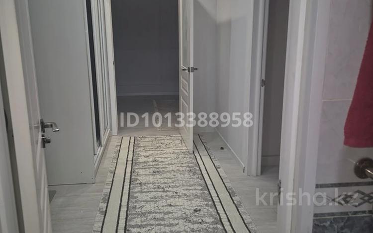 2-комнатная квартира · 53 м² · 8/10 этаж, Жунисова 8/4 за 250 000 ₸ в Алматы, Наурызбайский р-н — фото 3