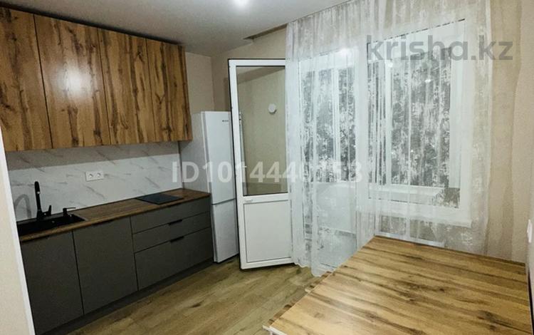 1-бөлмелі пәтер · 35 м² · 10/12 қабат, Султан Бейбарыс 20, бағасы: 200 000 ₸ в Астане, Сарыарка р-н — фото 5