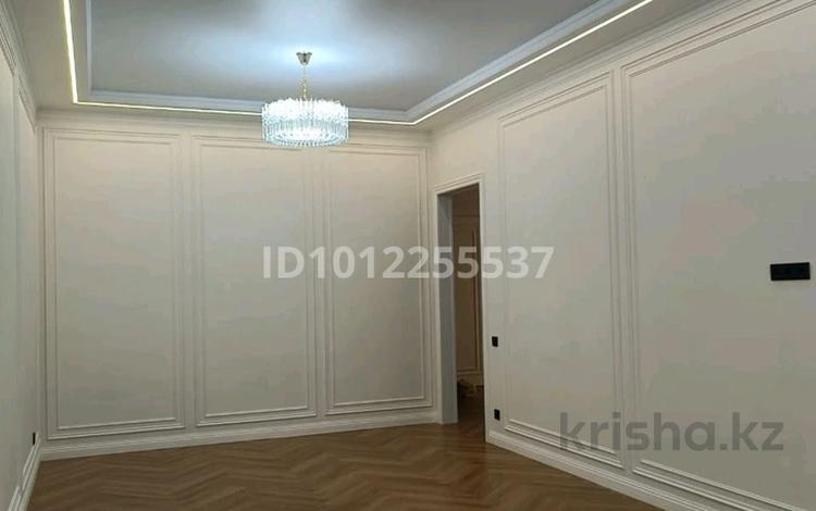 4-комнатная квартира · 130 м² · 3/10 этаж, Е 882 7 за 87 млн ₸ в Астане, Сарыарка р-н — фото 2