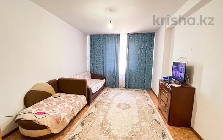 2-комнатная квартира, 52 м², 5/5 этаж, микр 7