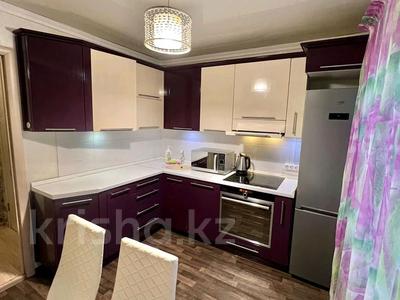 3-комнатная квартира · 75 м² · 2/5 этаж, Естая 95 — Камзина за 450 000 ₸ в Павлодаре