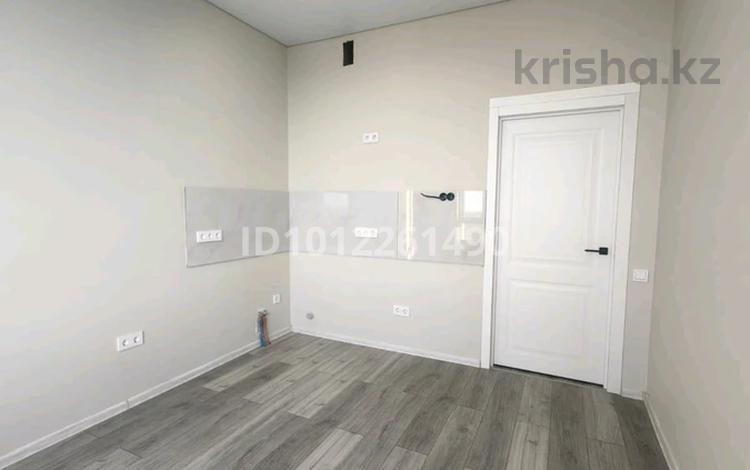 1-бөлмелі пәтер · 40 м² · 12/12 қабат, мкр Калкаман-2 1/5Б — Толе, бағасы: 200 000 ₸ в Алматы, Наурызбайский р-н — фото 2