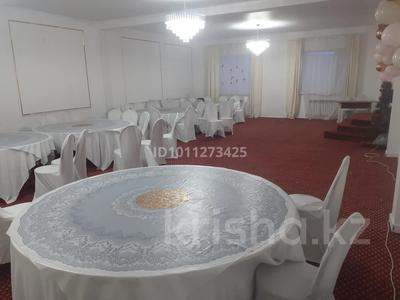 Дом · 2 комнаты · 200 м², Лизы Чайкиной 2А за 70 000 〒 в Костанае