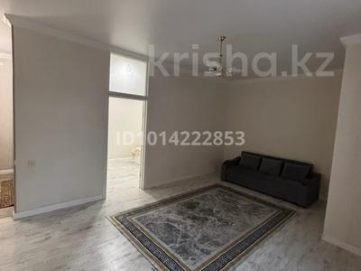2-бөлмелі пәтер · 55 м² · 4/5 қабат, Гүлдер 3 ш/а., Татимбет5/2 2, бағасы: 220 000 ₸ в Караганде, Казыбек би р-н