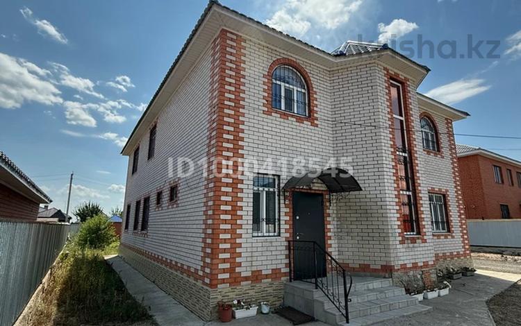 Жеке үй · 8 бөлме · 350 м² · 10 жүзд., Бирлик, бағасы: 55 млн ₸ в Актобе, жилой массив Жанаконыс — фото 28