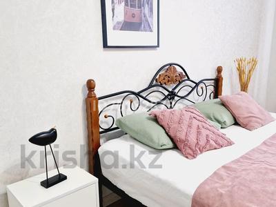 1-бөлмелі пәтер · 38 м² · 5/6 қабат, 17-ш/а. 90 — Супермаркет Нур, поликлиника Ясин, бағасы: 10 000 ₸ в Актау, 17-й мкр