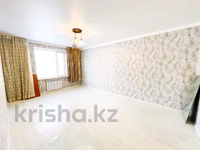 1-комнатная квартира, 38 м², 1/5 этаж, жастар за 11.3 млн 〒 в Талдыкоргане, мкр Жастар