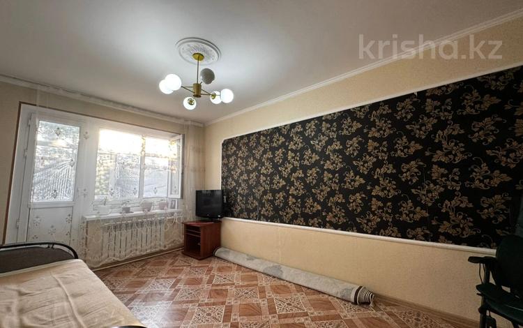 2-бөлмелі пәтер · 48.7 м² · 5/5 қабат, 11 ш/а., Шайкенова 17, бағасы: 17 млн ₸ в Актобе, мкр 11 — фото 2