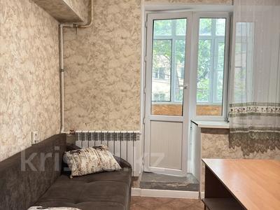 2-комнатная квартира · 60 м² · 2/5 этаж, Абая 107/5 — Биокомбинатская за 300 000 ₸ в Алматы, Алмалинский р-н