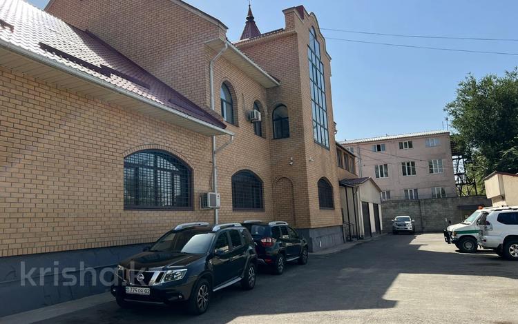 Еркін, кеңселер · 1551.4 м², бағасы: 800 млн ₸ в Алматы, Жетысуский р-н — фото 11