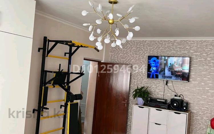 3-бөлмелі пәтер · 74 м² · 1/5 қабат, мкр Асар-1 — Магазин Сымбат, бағасы: 36 млн ₸ в Шымкенте, Абайский р-н — фото 2