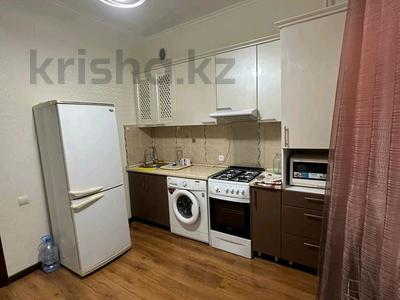 1-комнатная квартира, 43 м², 1/8 этаж помесячно, мкр. Алтын орда, Пр-кт А Молдагуловой 50 А корпус 1 за 140 000 〒 в Актобе, мкр. Алтын орда