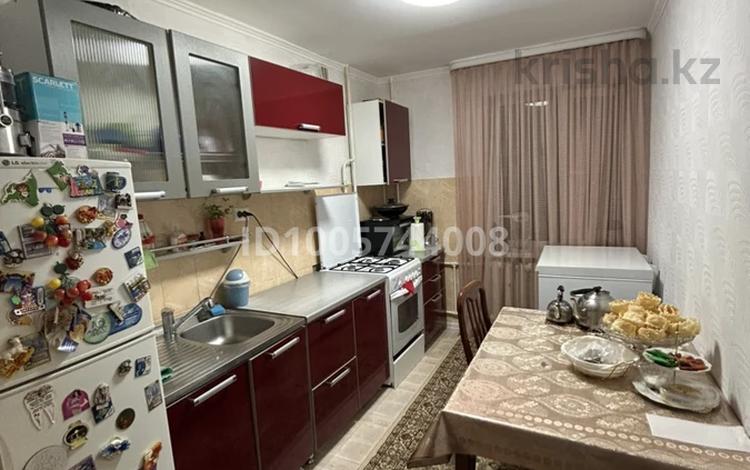 4-бөлмелі пәтер · 80.5 м² · 5/9 қабат, мкр 8, Проспект А.Молдагулова 36/1 — Пересечение Жубанова-Молдагулова, бағасы: 28 млн ₸ в Актобе — фото 2