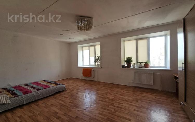 3-бөлмелі пәтер · 82.8 м² · 9/9 қабат, Якова Геринга 76/1, бағасы: 26 млн ₸ в Павлодаре — фото 2