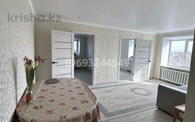 4-комнатная квартира, 68 м², 5/5 этаж, камзина 12 за 23 млн 〒 в Павлодаре — фото 2
