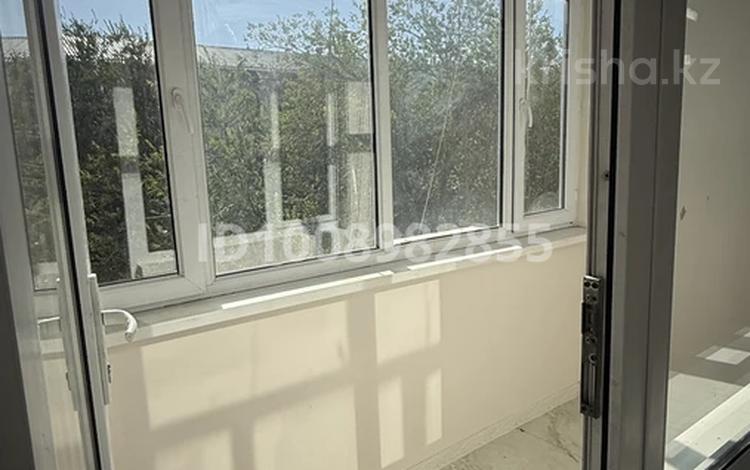 2-бөлмелі пәтер · 57 м², мкр Алатау, бағасы: 140 000 ₸ в Таразе — фото 9