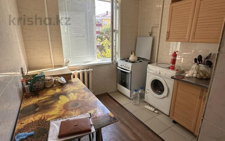 1-комнатная квартира · 31 м² · 3/5 этаж, мкр 6, Лачугина за 9 млн ₸ в Актобе — фото 2