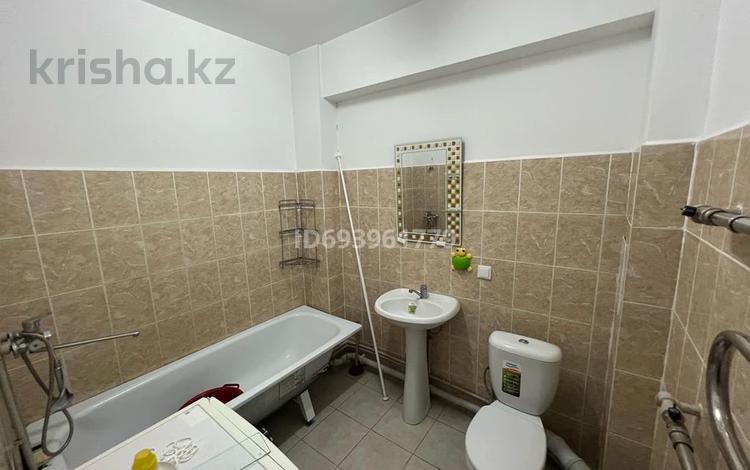 2-комнатная квартира · 65 м² · 7/9 этаж, мкр Шугыла 340/4 корпус 8 за 230 000 ₸ в Алматы, Наурызбайский р-н — фото 2