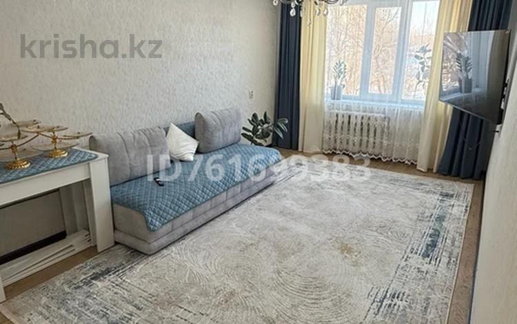 3-комнатная квартира · 64 м² · 2/9 этаж, Северо восток за 23.5 млн ₸ в Уральске — фото 2