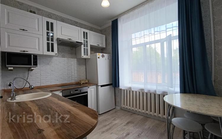 1-комнатная квартира · 36 м² · 1/4 этаж, Сортировка, Маметовой 88 за 10 млн ₸ в Караганде, Алихана Бокейханова р-н — фото 2