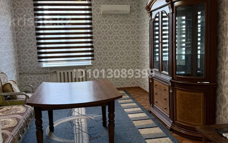 3-комнатная квартира · 80 м² · 3/3 этаж, Тауке Хана 41/12 — Возле Кен бабы напротив кафе Стамбул , снизу кафе мизам и сезам за 250 000 ₸ в Шымкенте, Аль-Фарабийский р-н — фото 2