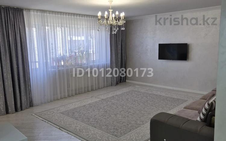 4-бөлмелі пәтер · 114 м² · 4/5 қабат, мкр Думан-2 23, бағасы: 65 млн ₸ в Алматы, Медеуский р-н — фото 3