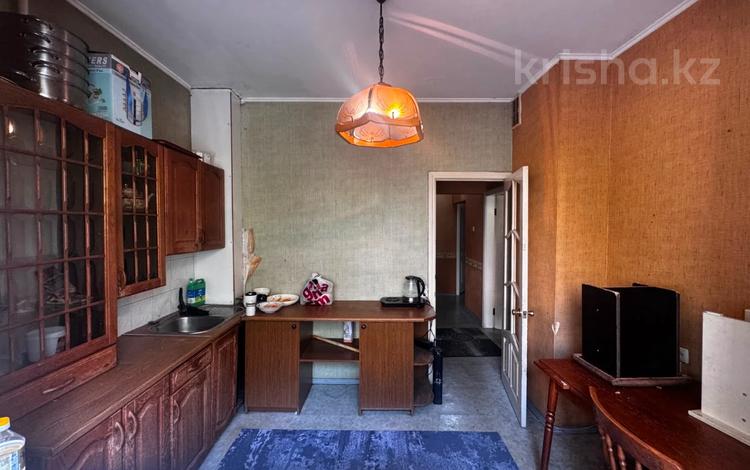 2-комнатная квартира · 58 м² · 2/9 этаж, мкр Аксай-4 за 37 млн ₸ в Алматы, Ауэзовский р-н — фото 5