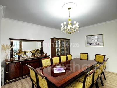3-бөлмелі пәтер · 130 м² · 13/18 қабат, Брусиловского 163, бағасы: 95 млн ₸ в Алматы, Алмалинский р-н