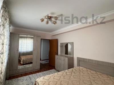 Аренда квартир в Жетысу обл.: 2-комнатная квартира · 60 м² · 1/5 этаж, Болашак 43 за 200 000 〒 2-комнатная квартира · 60 м² · 1/5 этаж, Болашак 43 за 200 000 〒 в Талдыкоргане, мкр Болашак