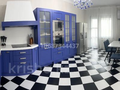 Пәтерлер в Алматы: 3-бөлмелі пәтер · 200 м² · 4/16 қабат · ай сайын, Достык 128, бағасы: 1.3 млн 〒 3-бөлмелі пәтер · 200 м² · 4/16 қабат · ай сайын, Достык 128, бағасы: 1.3 млн 〒 в Алматы, Медеуский р-н