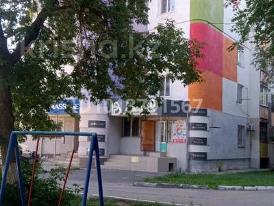 3-комнатная квартира · 65 м² · 12/12 этаж, Абая 216 — Остановка 8 школа за 17.5 млн ₸ в Уральске