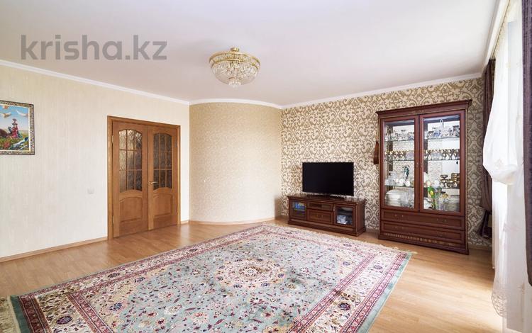 4-бөлмелі пәтер · 163.9 м² · 9/9 қабат, Уалиханова 9/1, бағасы: 65 млн ₸ в Астане — фото 2