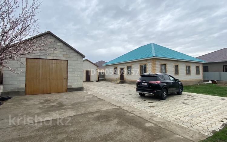 Отдельный дом · 4 комнаты · 168 м² · 168 сот., мкр Балауса, Бекет-Ата 79 — Возле Нар-Батыр за 38 млн ₸ в Атырау — фото 2