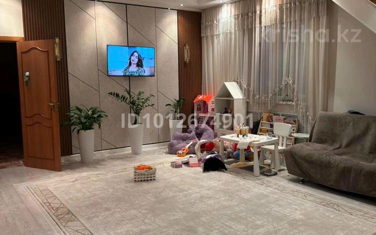 Жеке үй · 6 бөлме · 200 м² · 10 жүзд., мкр Шапагат, Шотаманулы 16 — Садовая уйгурская, бағасы: 145 млн ₸ в Алматы, Алатауский р-н — фото 7