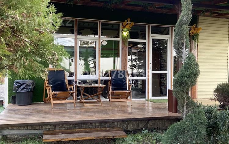 Дача · 3 комнаты · 65 м², мкр Коктобе, Дошкольник 59 за 40 000 〒 в Алматы, Медеуский р-н — фото 127