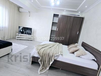 1-комнатная квартира · 43 м² · 9/9 этаж, мкр Айнабулак-2 — Палладина Жумабаева за 18 000 〒 в Алматы, Жетысуский р-н