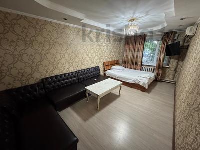 2-бөлмелі пәтер · 50 м² · 1/5 қабат, Жангельдина 18, бағасы: 130 000 ₸ в Шымкенте, Аль-Фарабийский р-н